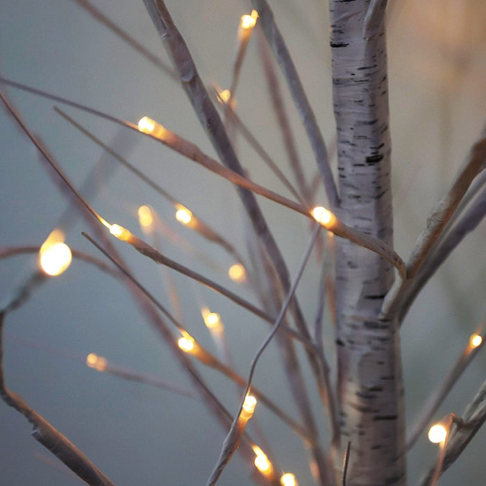 Artificial LED birch tree lights for pathways and squares