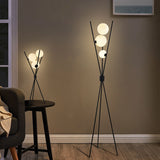 Sleek LED standing lamp with contemporary design